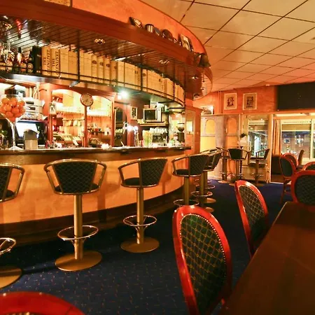 Old Dutch Hotel 3*