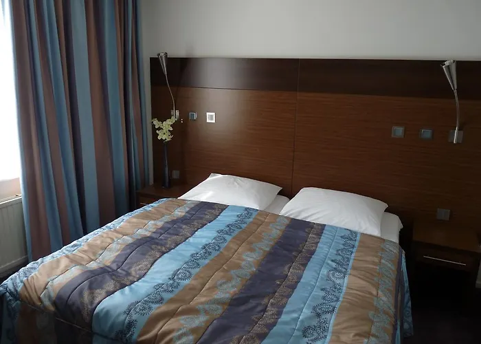 Old Dutch Отель 3*